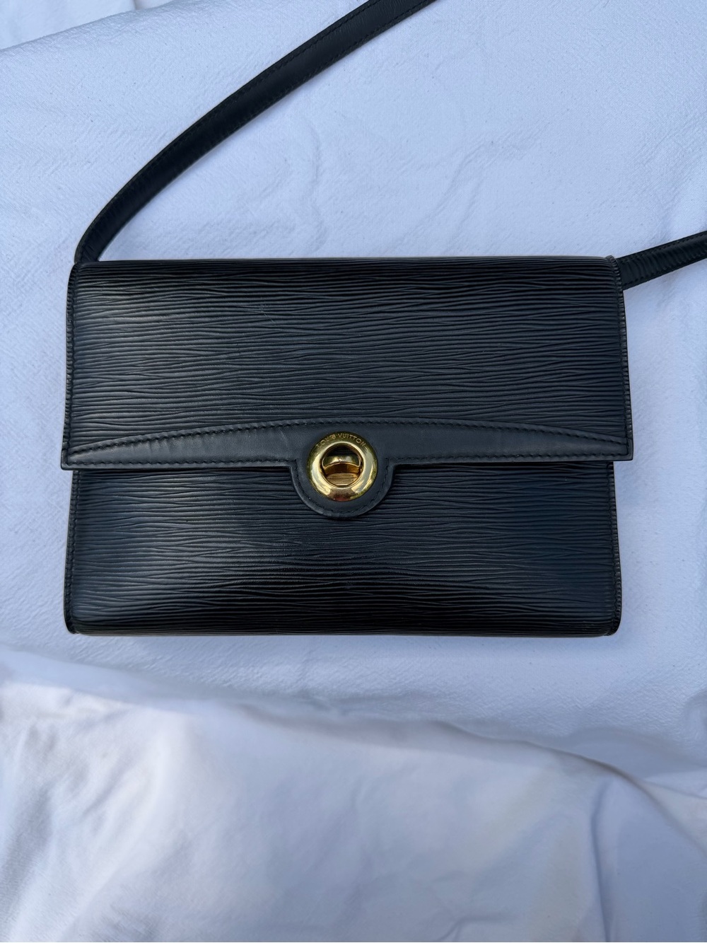 Louis Vuitton Epi Black Pochette/Crossbody Bag